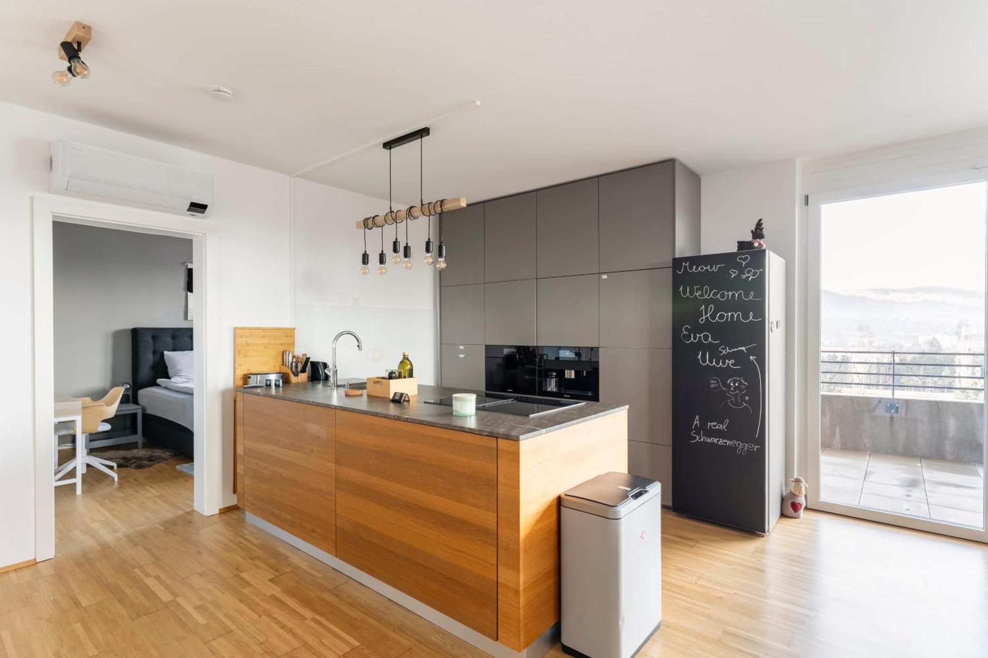 Edler Wohnraum Panoramablick 3 Sz Boxspringbetten, E-Ladestation, Kaffeevollautomat, Klima, Lift, Terrasse & 2Xtg Грац Экстерьер фото