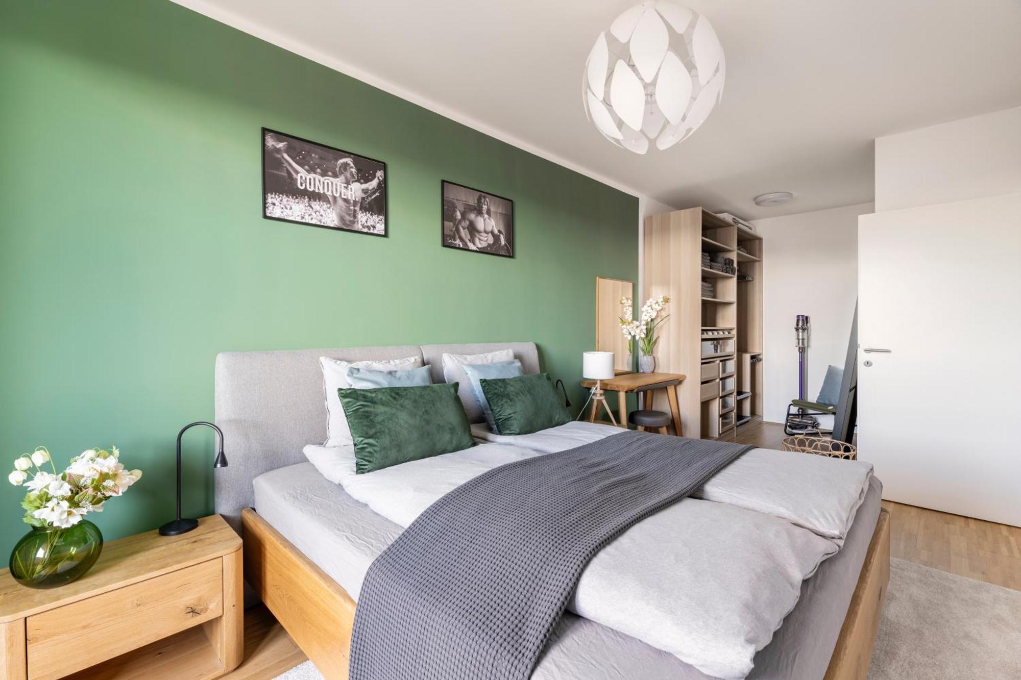 Edler Wohnraum Panoramablick 3 Sz Boxspringbetten, E-Ladestation, Kaffeevollautomat, Klima, Lift, Terrasse & 2Xtg Грац Экстерьер фото