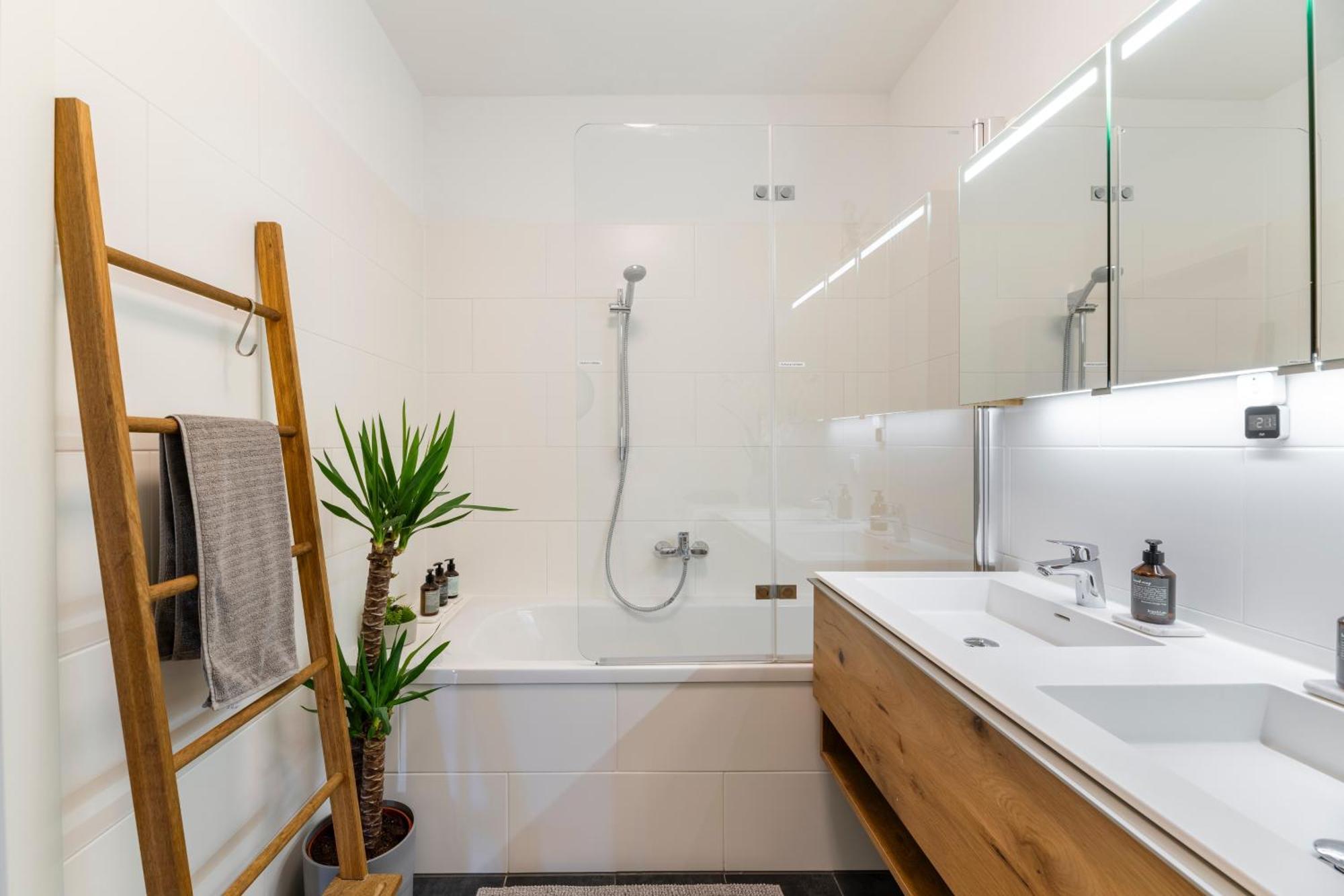 Edler Wohnraum Panoramablick 3 Sz Boxspringbetten, E-Ladestation, Kaffeevollautomat, Klima, Lift, Terrasse & 2Xtg Грац Экстерьер фото