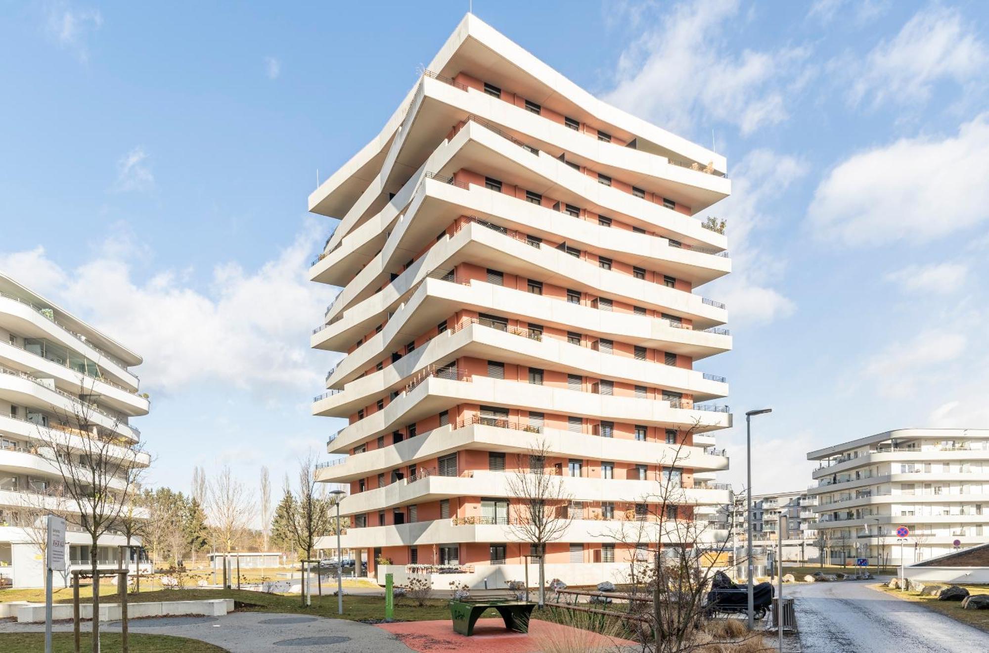 Edler Wohnraum Panoramablick 3 Sz Boxspringbetten, E-Ladestation, Kaffeevollautomat, Klima, Lift, Terrasse & 2Xtg Грац Экстерьер фото